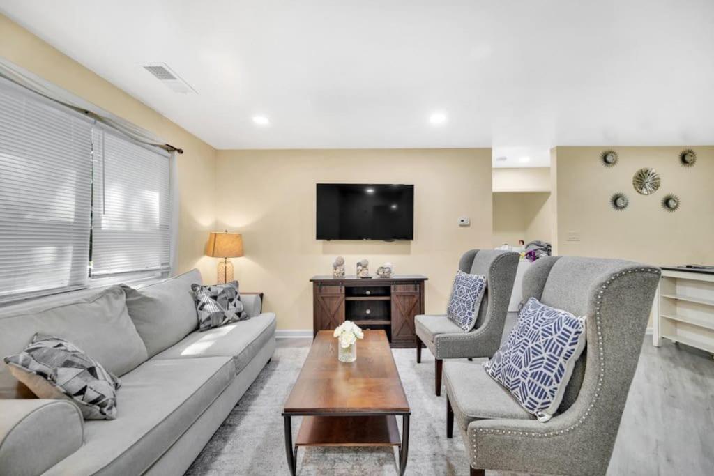 Cozy 2 Bedroom Pineville-Matthews Duplex Sleeps 8 Charlotte Extérieur photo