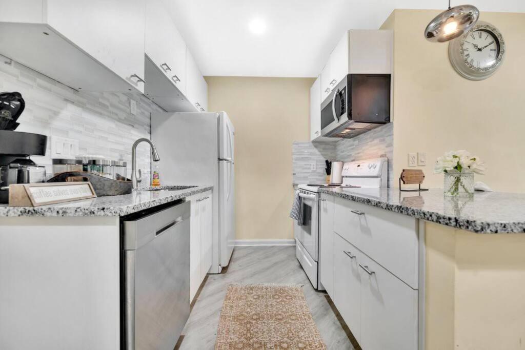 Cozy 2 Bedroom Pineville-Matthews Duplex Sleeps 8 Charlotte Extérieur photo
