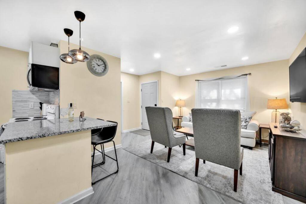 Cozy 2 Bedroom Pineville-Matthews Duplex Sleeps 8 Charlotte Extérieur photo
