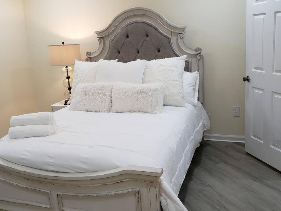 Cozy 2 Bedroom Pineville-Matthews Duplex Sleeps 8 Charlotte Extérieur photo