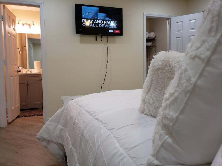 Cozy 2 Bedroom Pineville-Matthews Duplex Sleeps 8 Charlotte Extérieur photo