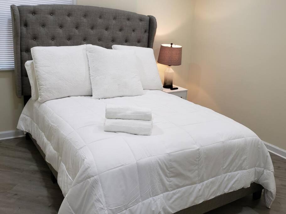 Cozy 2 Bedroom Pineville-Matthews Duplex Sleeps 8 Charlotte Extérieur photo